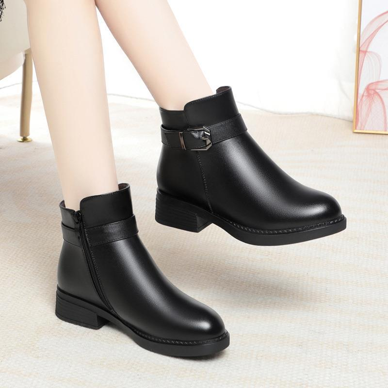 Comfortable leather warm casual shoes