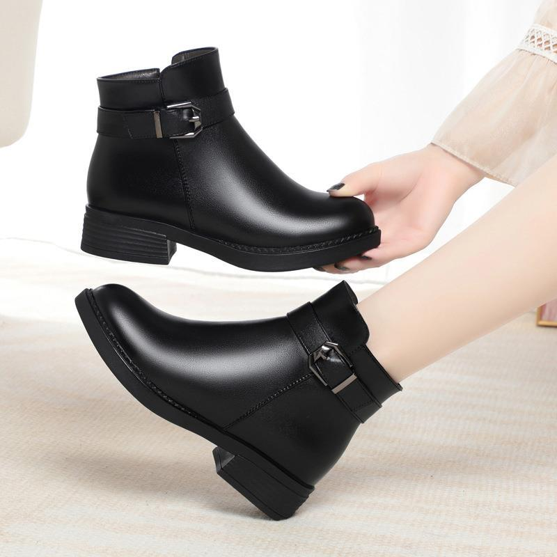 Comfortable leather warm casual shoes