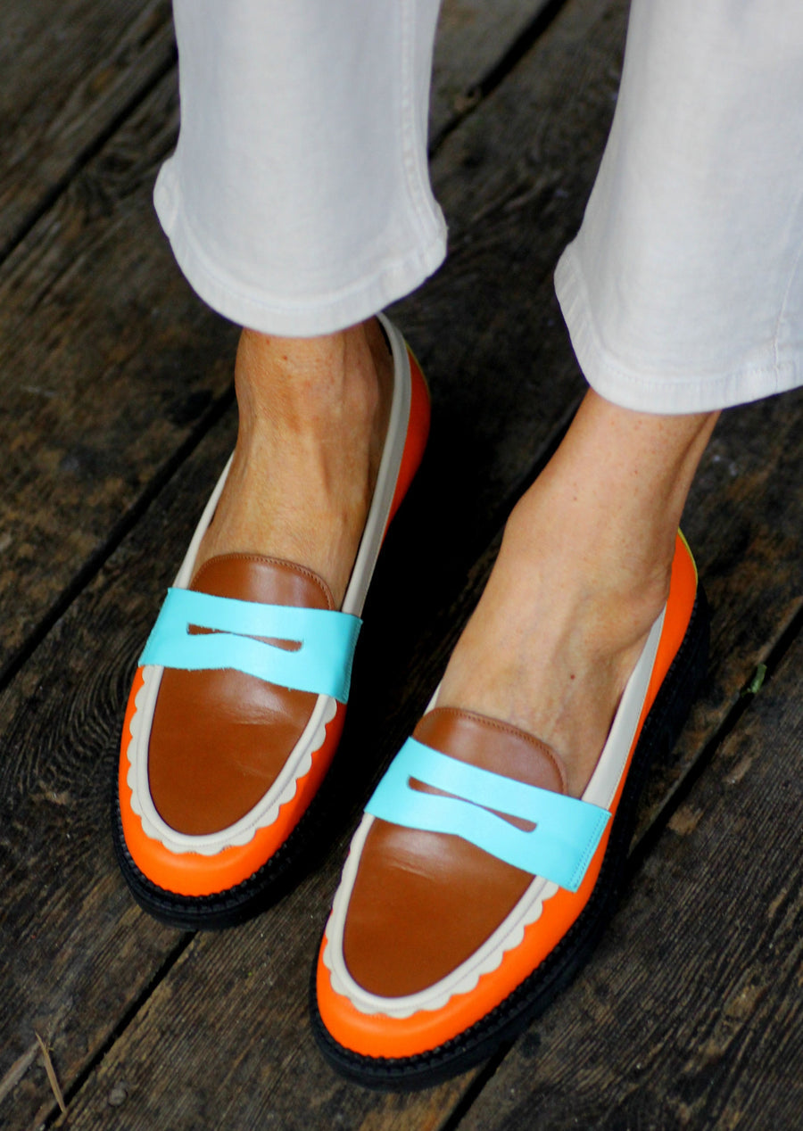 Eye-catching chic Italian leather loafers