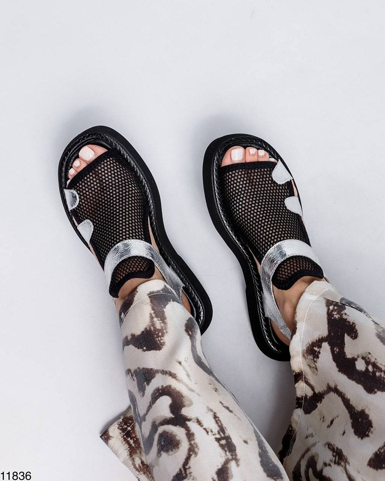 Breathable Velcro casual sandals