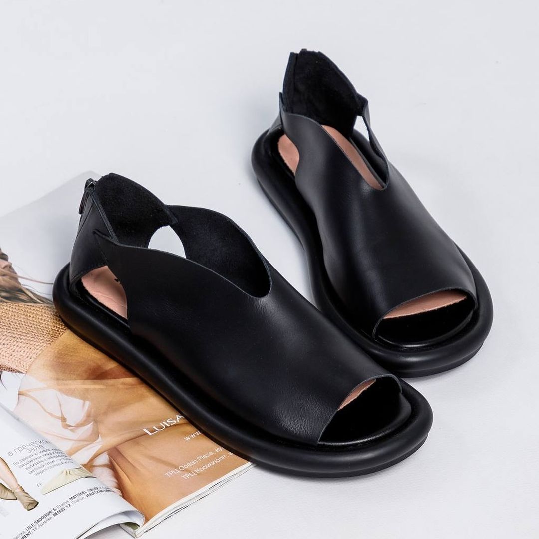 Pure black back zipper casual sandals