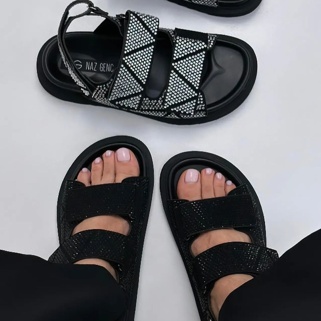 Chic sequin Velcro soft-soled casual sandals