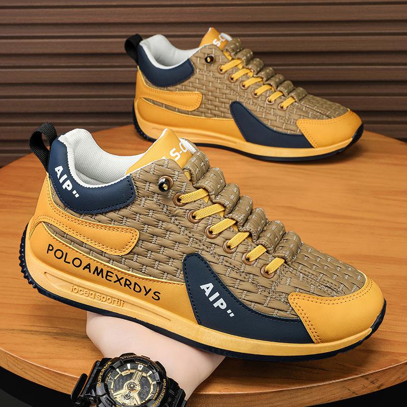 Comfortable and versatile waterproof casual shoes