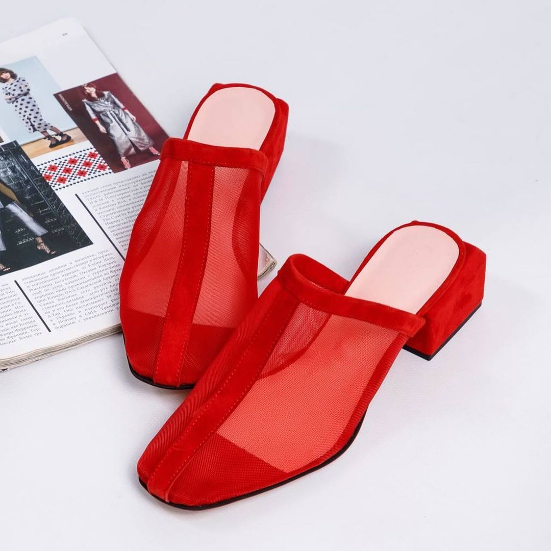 Breathable Mesh Square Toe Slippers