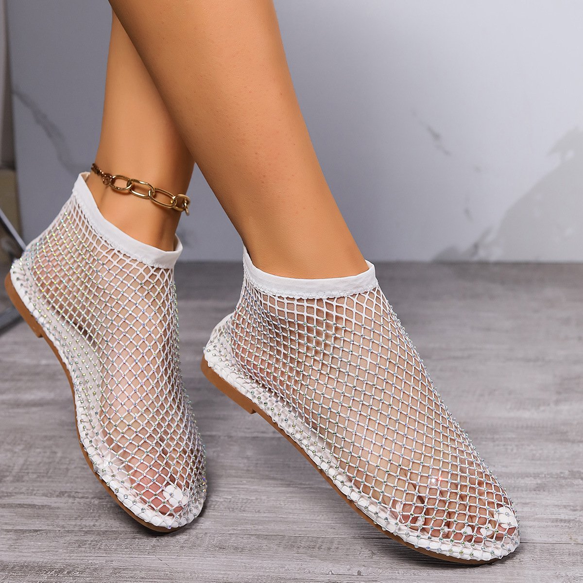 Mesh flat shoes