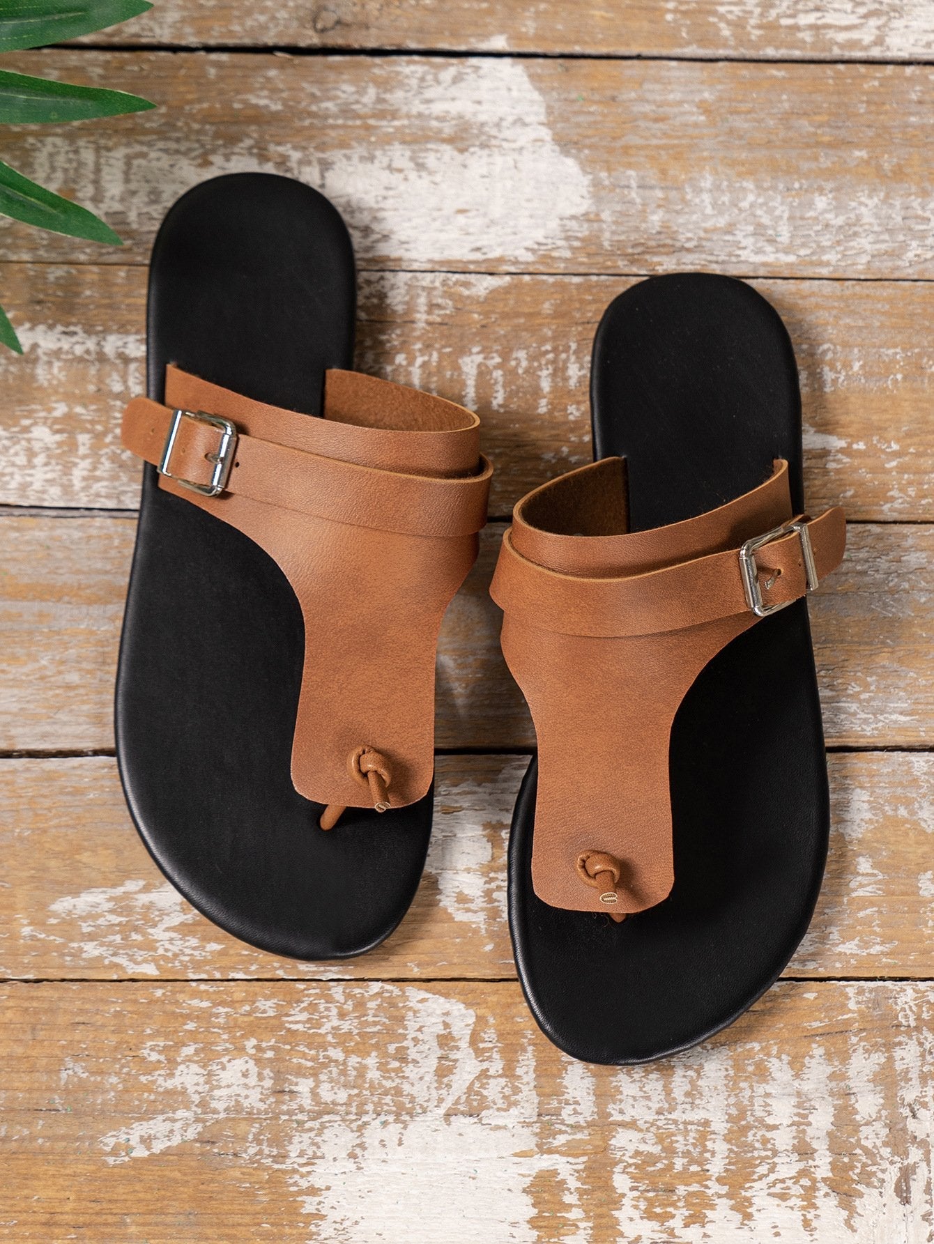 New summer one-line buckle beach shoes