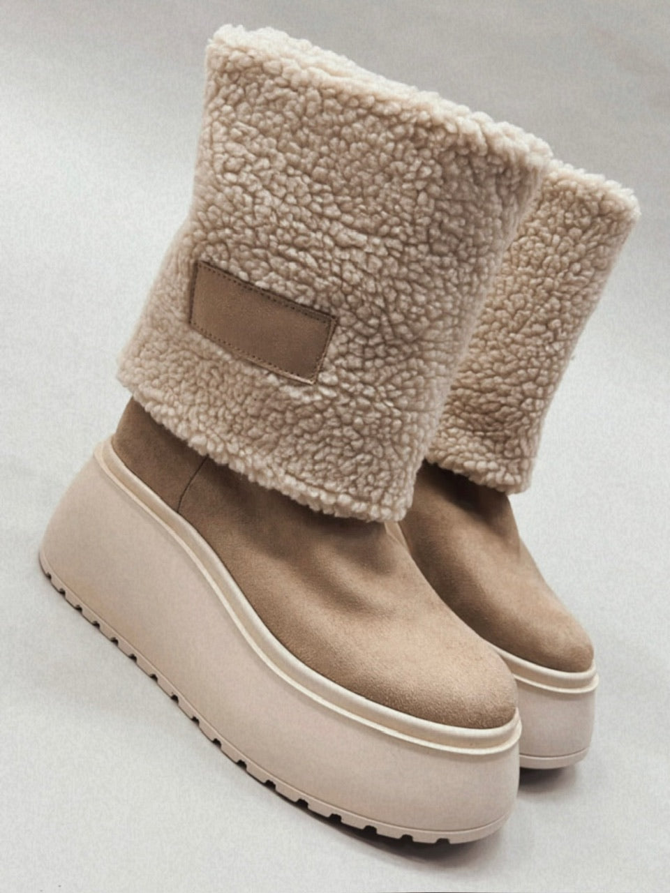 (Winter BIG SALE💥)Comfortable and versatile mid-calf fur boots