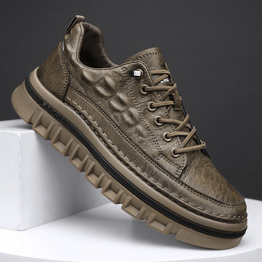 Crocodile pattern casual men's shoes